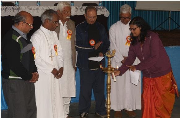 Inauguration-of-1-day-conf-22-01-2018-Dr.K.T.ThomasHis-grace-Most.-Rev.-Archbishop-Abraham-Viruthakulangara-Shri-Umesh-Chaube-Fr.-Job-k.-Fr-Patrick-Lemos-Dr.-Susan-John-J