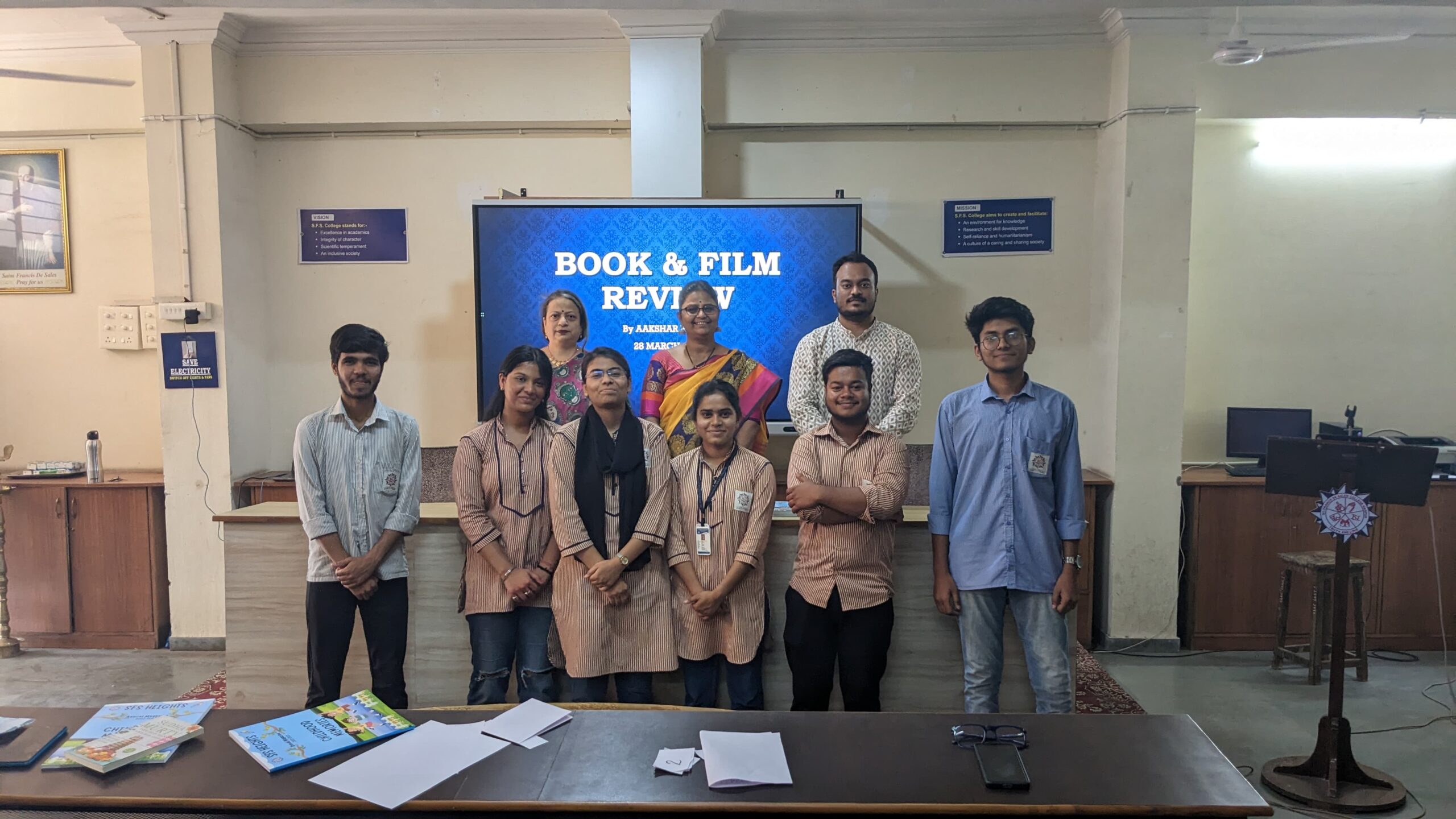 Akshar Forum — Book Review Competition
