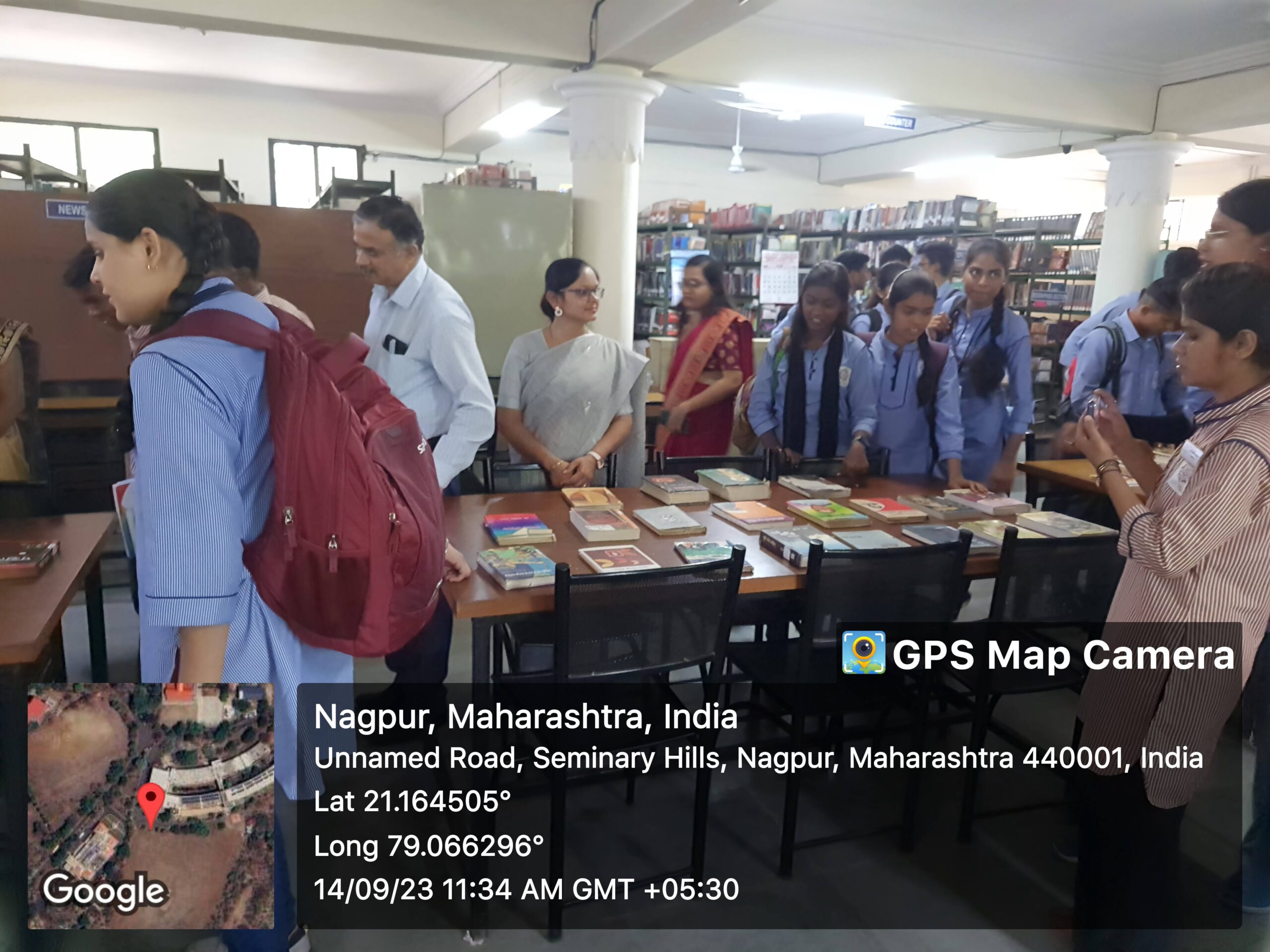 Book Display — Hindi Diwas 2023