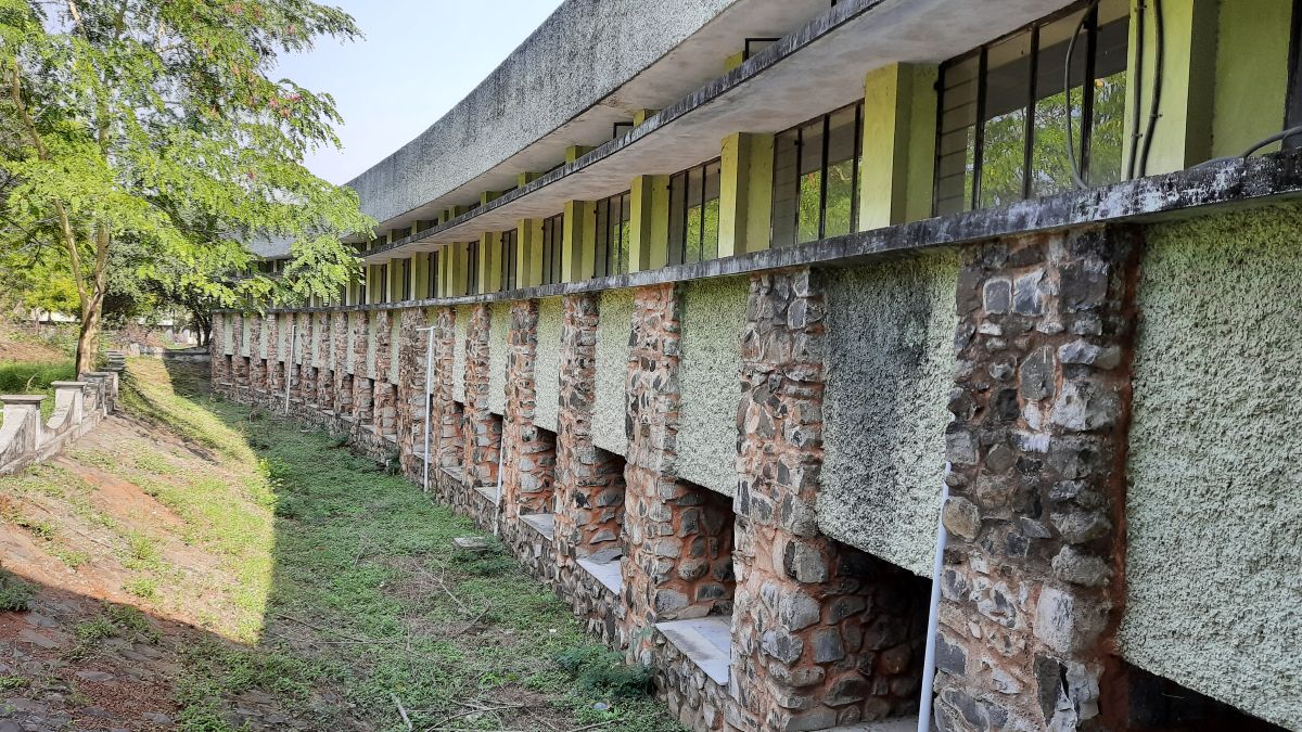 College Building — View 4